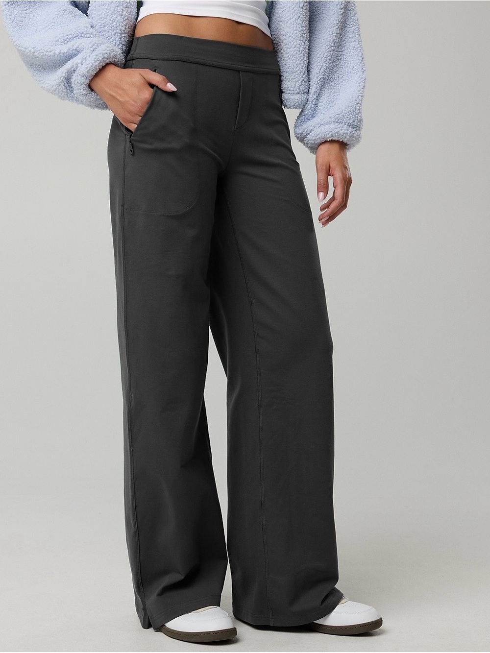 OFFLINE By Aerie The Hugger Trouser in Smoked Gray size LARGE SHORT